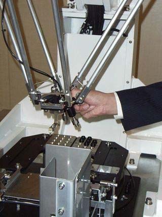 http://kunolabs.com/wblg1/robo/wblg1/robo/assets_c/2012/07/yudo.jpg